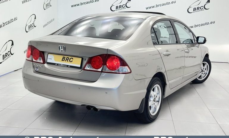 
								Honda Civic 1.8i Sedan 2006 full									