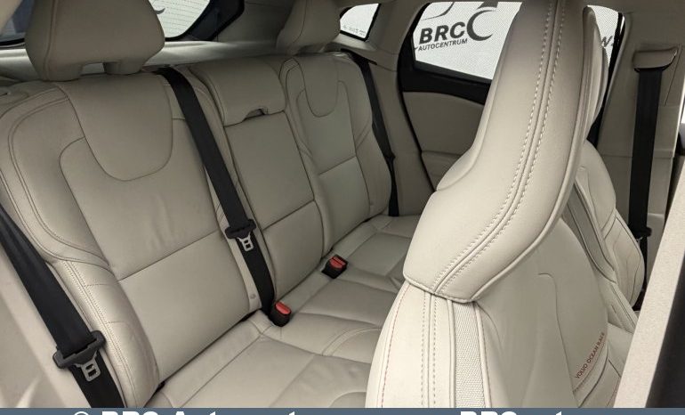 
								Volvo V40 D2 Ocean Race 2015 full									