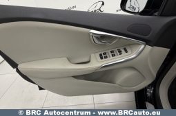 
										Volvo V40 D2 Ocean Race 2015 full									