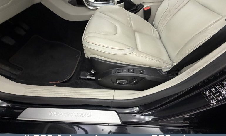 
								Volvo V40 D2 Ocean Race 2015 full									