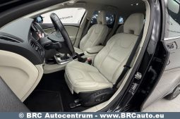 
										Volvo V40 D2 Ocean Race 2015 full									