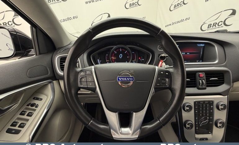 
								Volvo V40 D2 Ocean Race 2015 full									
