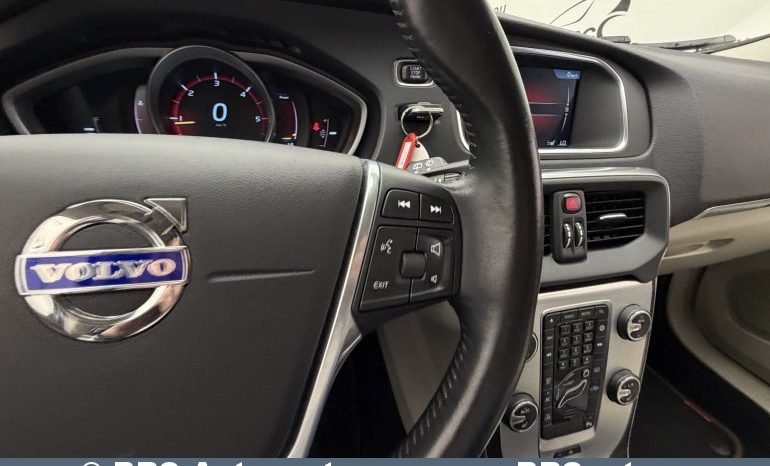 
								Volvo V40 D2 Ocean Race 2015 full									