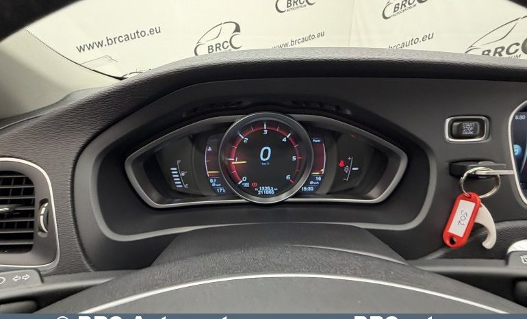 
								Volvo V40 D2 Ocean Race 2015 full									