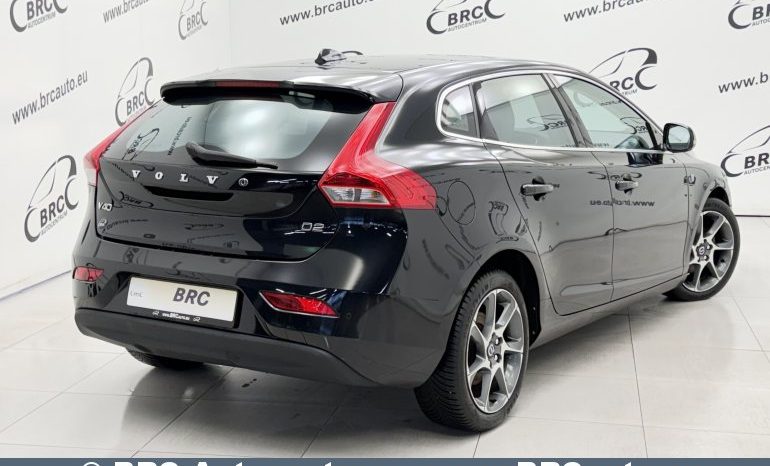 
								Volvo V40 D2 Ocean Race 2015 full									