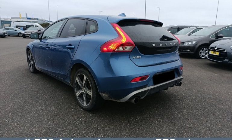 
								Volvo V40 D2 R-Design 2017 full									
