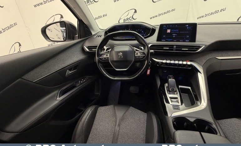 
								Peugeot 5008 1.6i PureTech Automatas 2019 full									