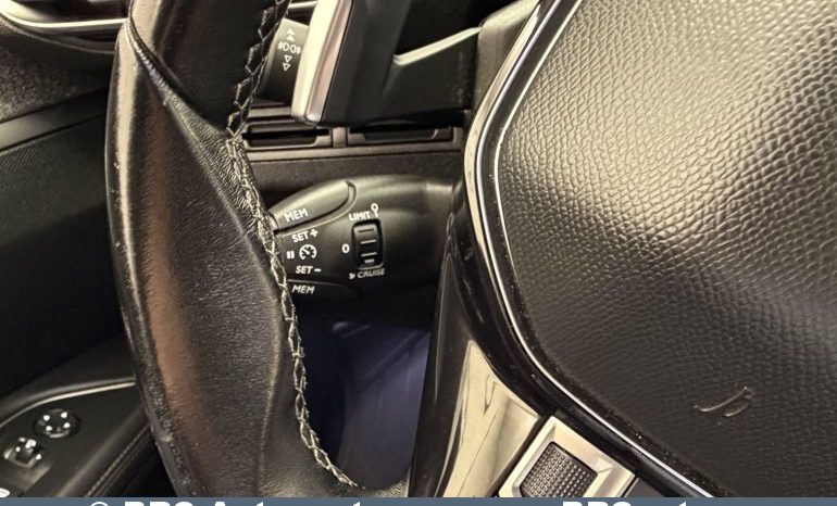 
								Peugeot 5008 1.6i PureTech Automatas 2019 full									