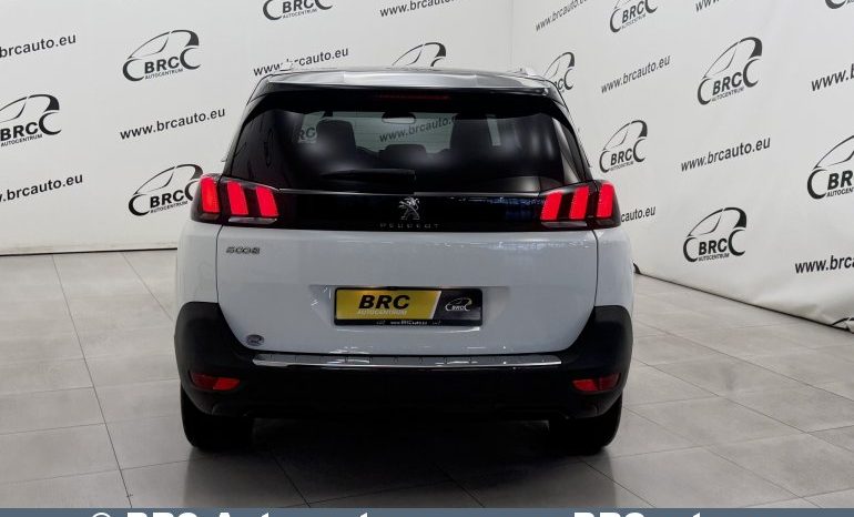 
								Peugeot 5008 1.6i PureTech Automatas 2019 full									
