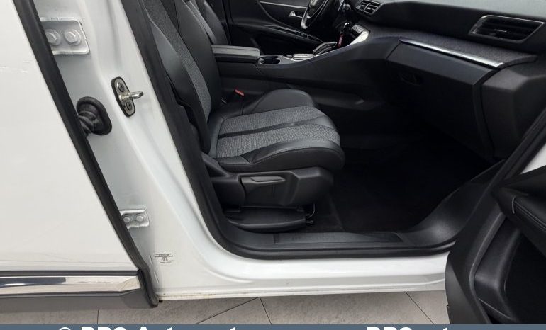 
								Peugeot 5008 1.6i PureTech Automatas 2019 full									