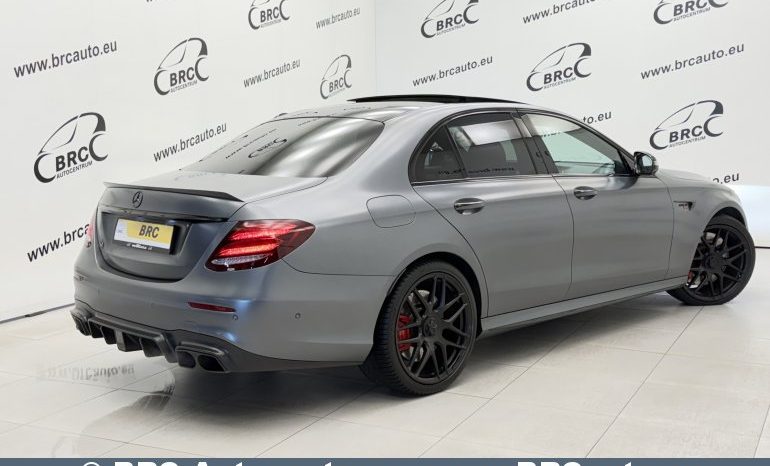 
								Mercedes-Benz E 63 AMG BRABUS 700 Automatas 2018 full									