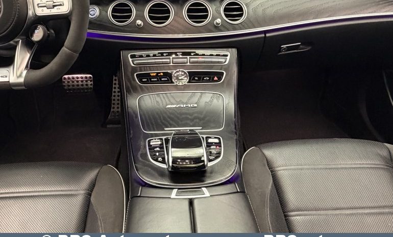 
								Mercedes-Benz E 63 AMG BRABUS 700 Automatas 2018 full									