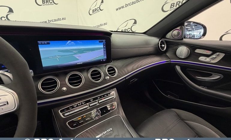 
								Mercedes-Benz E 63 AMG BRABUS 700 Automatas 2018 full									
