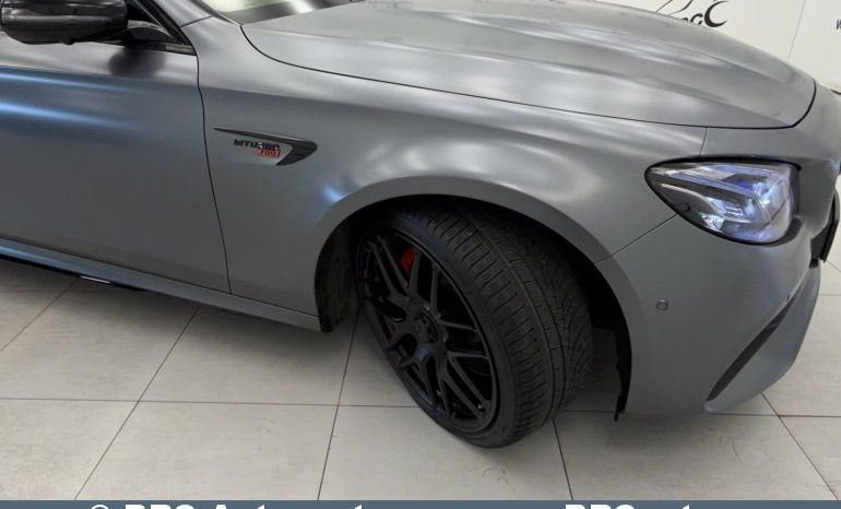 
								Mercedes-Benz E 63 AMG BRABUS 700 Automatas 2018 full									