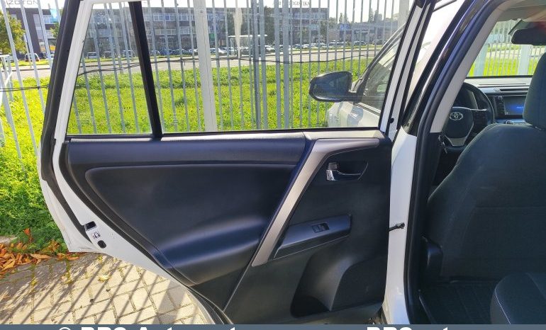 
								Toyota RAV 4 2.5 Hybrid e-CVT 2017 full									