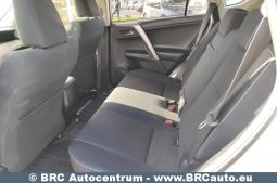 
										Toyota RAV 4 2.5 Hybrid e-CVT 2017 full									