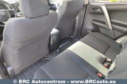 
										Toyota RAV 4 2.5 Hybrid e-CVT 2017 full									