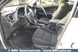 
										Toyota RAV 4 2.5 Hybrid e-CVT 2017 full									