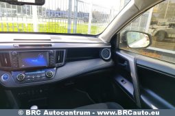 
										Toyota RAV 4 2.5 Hybrid e-CVT 2017 full									