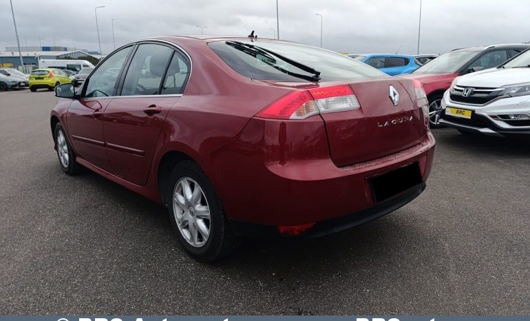
								Renault Laguna 2.0i 2010 full									
