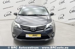 
										Toyota Avensis 2.0 VVT-i Wagon Automatas 2014 full									