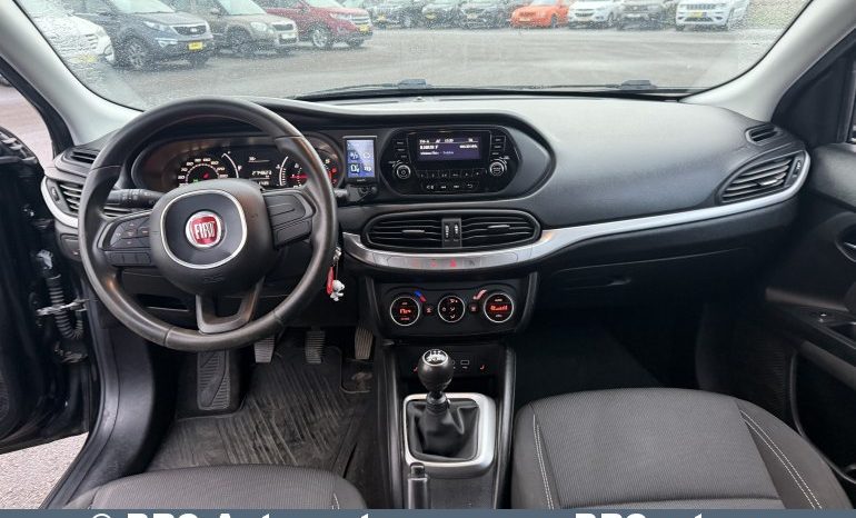 
								Fiat Tipo 1.4 Station Wagon 2018 full									