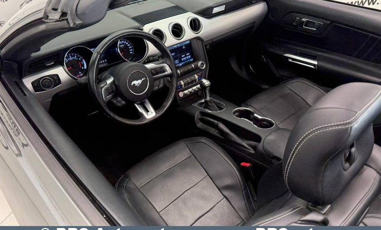 
								Ford Mustang Convertible 2.3 EcoBoost 2015 full									
