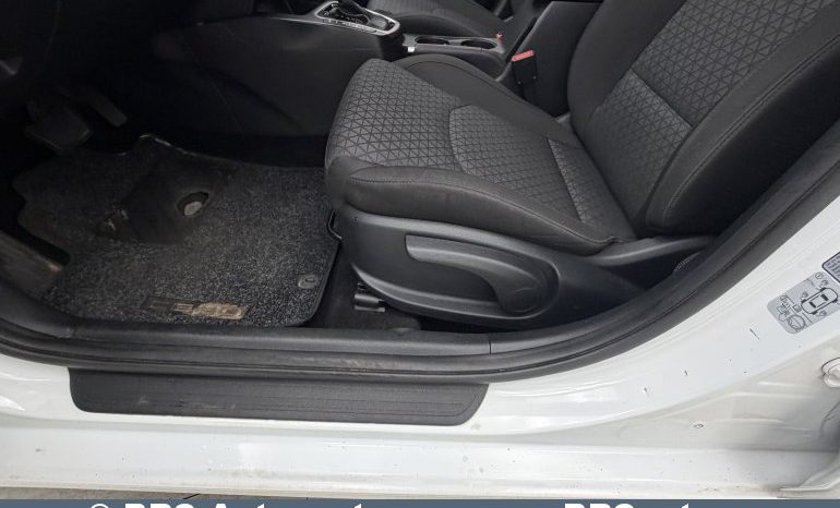 
								Kia Ceed SW 1.5 T-GDI LX Plus Automatas 2023 full									