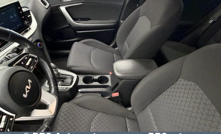 
								Kia Ceed SW 1.5 T-GDI LX Plus Automatas 2023 full									