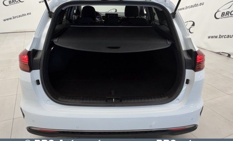 
								Kia Ceed SW 1.5 T-GDI LX Plus Automatas 2023 full									