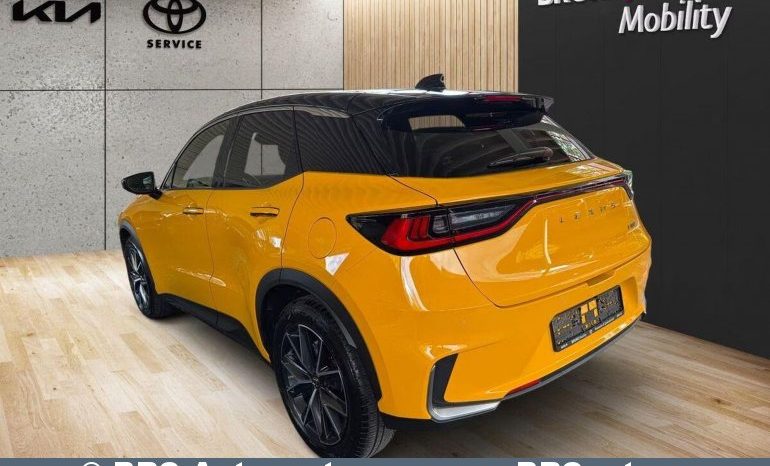 
								Lexus LBX  2025 full									
