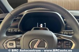 
										Lexus LBX  2025 full									