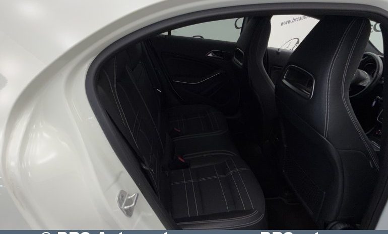 
								Mercedes-Benz A 220 d Automatas 2016 full									