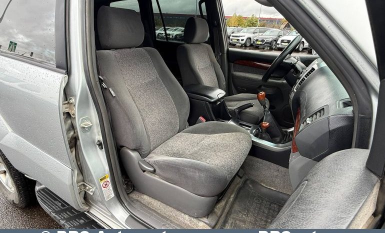 
								Toyota Land Cruiser D4D 2003 full									
