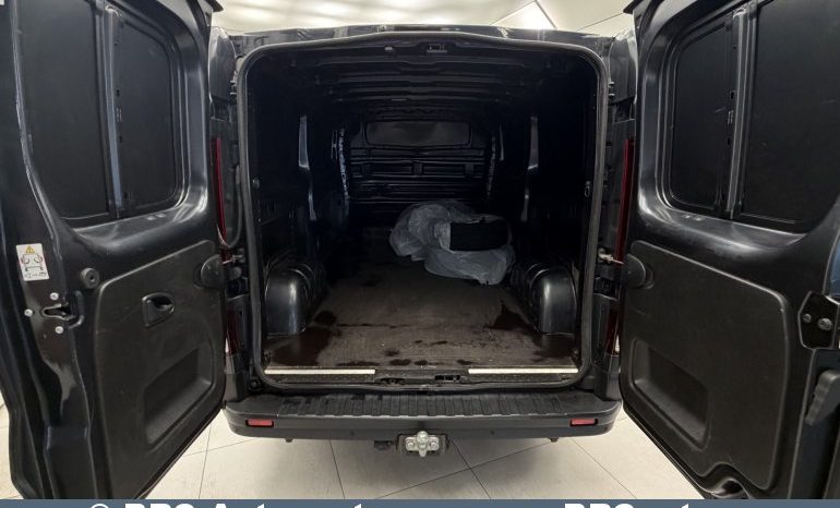 
								Renault Trafic 2.0dCi Automatas 2021 full									
