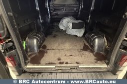 
										Renault Trafic 2.0dCi Automatas 2021 full									