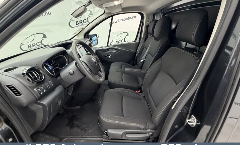 
								Renault Trafic 2.0dCi Automatas 2021 full									