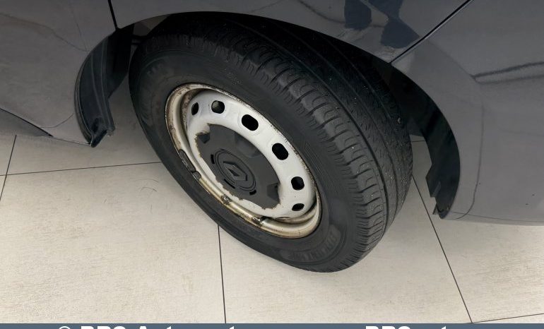 
								Renault Trafic 2.0dCi Automatas 2021 full									