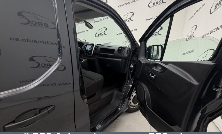 
								Renault Trafic 2.0dCi Automatas 2021 full									