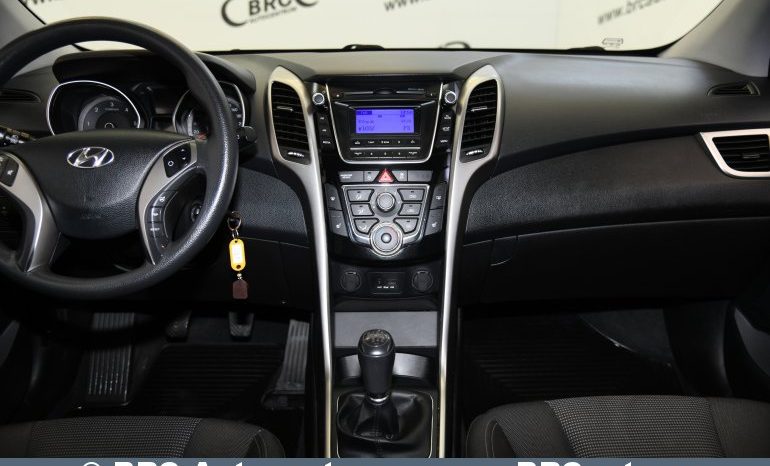 
								Hyundai i30 1.4 CRDi BlueDrive Tourer 2012 full									