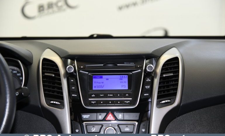 
								Hyundai i30 1.4 CRDi BlueDrive Tourer 2012 full									