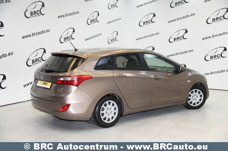 Hyundai i30 1.4 CRDi BlueDrive Tourer 2012