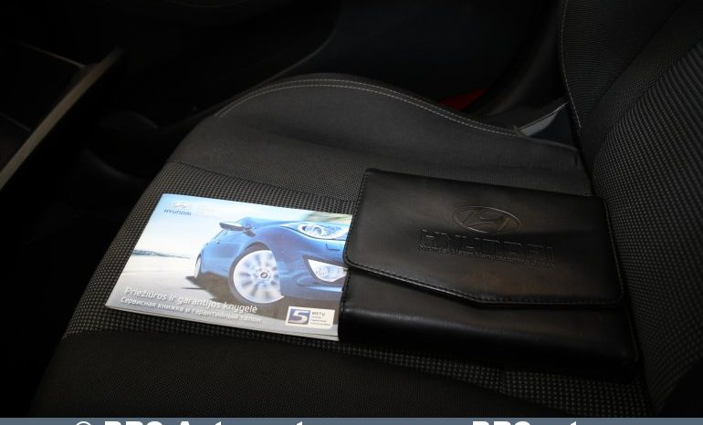 
								Hyundai i30 1.4 CRDi BlueDrive Tourer 2012 full									