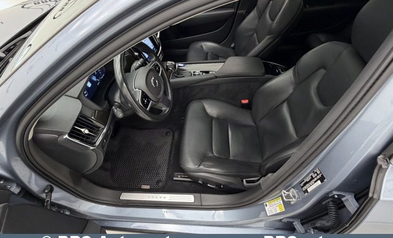 
								Volvo S90 T5 AWD Mommentum Automatas 2018 full									
