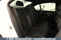 
										BMW 730 xDrive30d M-Sport Automatas 2019 full									