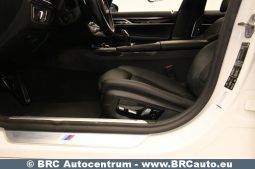 
										BMW 730 xDrive30d M-Sport Automatas 2019 full									