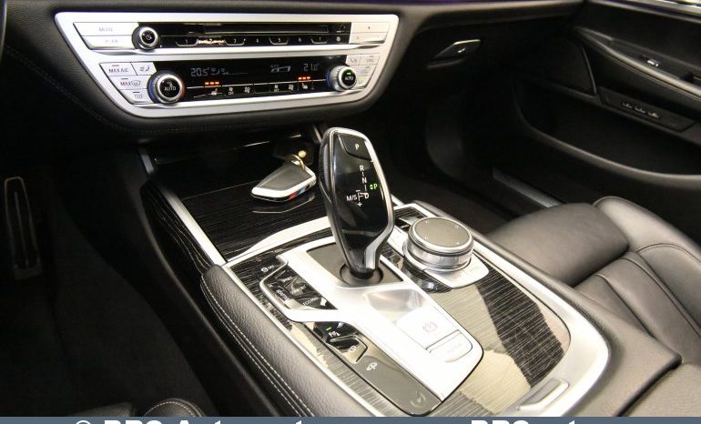 
								BMW 730 xDrive30d M-Sport Automatas 2019 full									