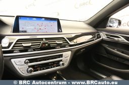 
										BMW 730 xDrive30d M-Sport Automatas 2019 full									
