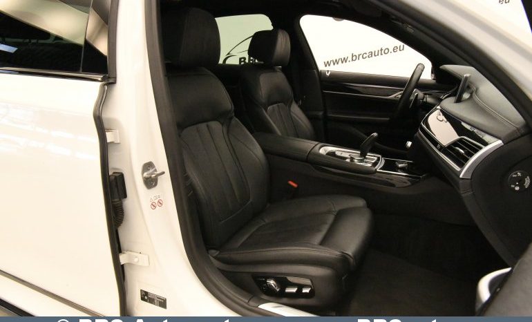 
								BMW 730 xDrive30d M-Sport Automatas 2019 full									