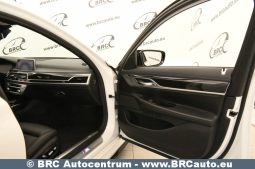 
										BMW 730 xDrive30d M-Sport Automatas 2019 full									